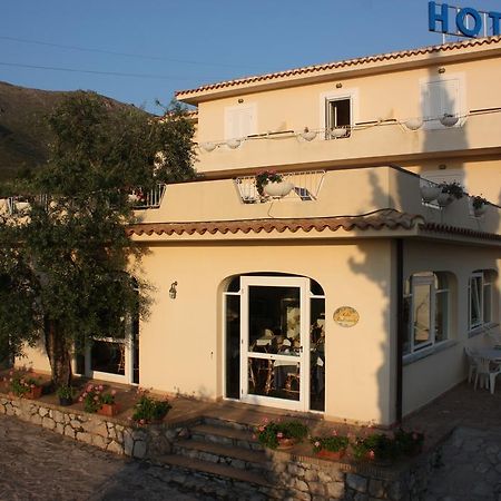 ספרלונגה Hotel Belvedere מראה חיצוני תמונה
